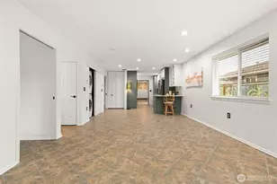 1717 E 42nd St, Tacoma, WA 98404 - Photo 7