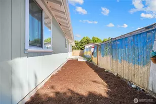 1717 E 42nd St, Tacoma, WA 98404 - Photo 25