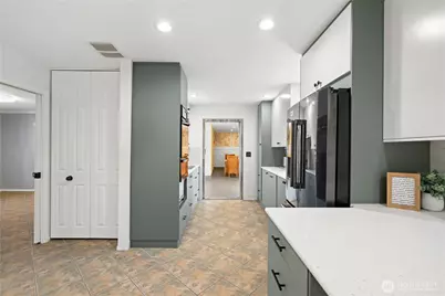 1717 E 42nd Street, Tacoma, WA 98404 - Photo 9