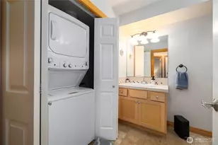 3706 Portage Ln, Anacortes, WA 98221 - Photo 5