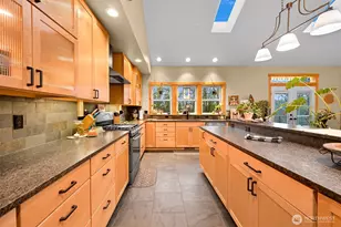 5592 Parkridge Pl, Sedro Woolley, WA 98284 - Photo 11