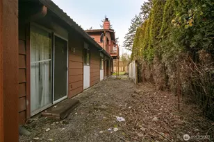 718 10th St SE, Puyallup, WA 98372 - Photo 15