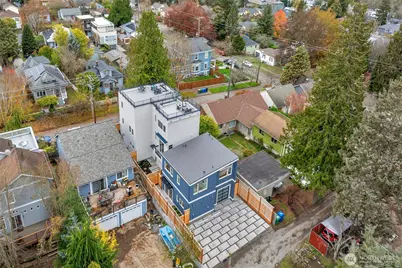 4050 32nd Avenue W, Seattle, WA 98199 - Photo 3