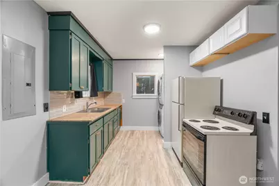 106 Emerson Avenue, Hoquiam, WA 98550 - Photo 7