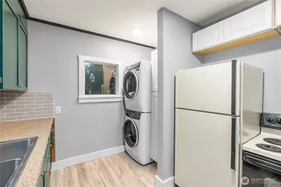 106 Emerson Avenue, Hoquiam, WA 98550 - Photo 9