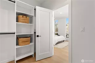 953 N 35th St, Seattle, WA 98103 - Photo 19