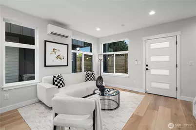 9228 B 22nd Avenue SW, Seattle, WA 98106 - Photo 3