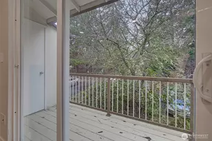 14140 74th Pl NE, Kirkland, WA 98034 - Photo 17