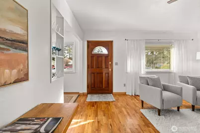 8402 Leona Way SW, Lakewood, WA 98499 - Photo 3