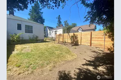 5708 8th Avenue NW, Seattle, WA 98107 - Photo 3