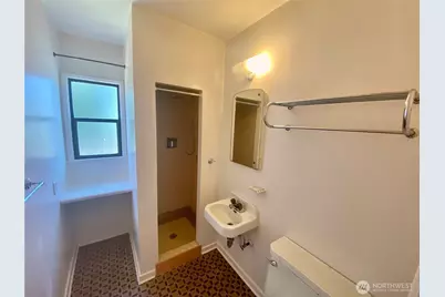 5708 8th Avenue NW, Seattle, WA 98107 - Photo 11