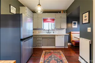 2730 S 14th St, Tacoma, WA 98405 - Photo 9