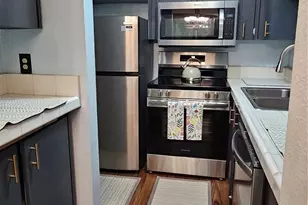 9030 Seward Park Ave S, Seattle, WA 98118 - Photo 13