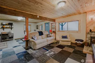 62 NE Southridge Dr, Belfair, WA 98528 - Photo 17