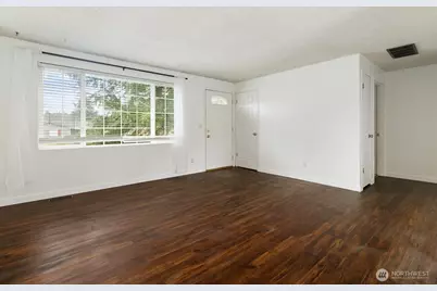 1146 Ridgeway Drive, Oak Harbor, WA 98277 - Photo 5