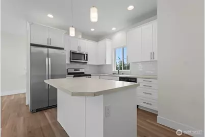 19019 E State Route 3 #B, Allyn, WA 98524 - Photo 5