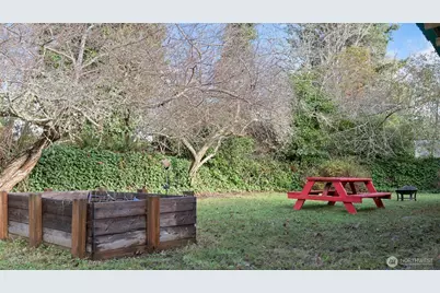 808 E 31st Street, Bremerton, WA 98310 - Photo 35