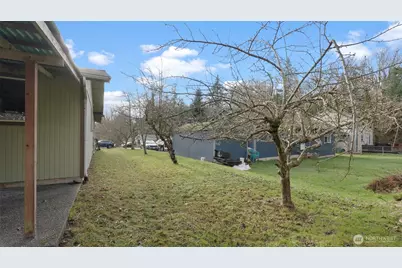 808 E 31st Street, Bremerton, WA 98310 - Photo 31