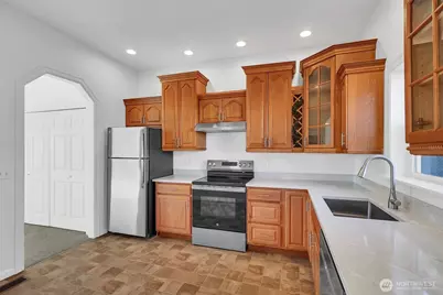 6230 S Langston Road, Seattle, WA 98178 - Photo 9