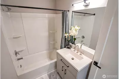 320 E Orange, Burlington, WA 98233 - Photo 9