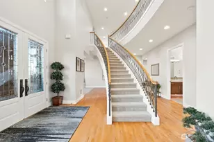 7404 117th Pl SE, Newcastle, WA 98056 - Photo 13