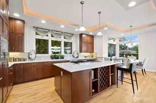 7404 117th Pl SE, Newcastle, WA 98056 - Photo 7