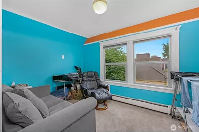 708 Warren Avenue N, Seattle, WA 98109 - Photo 29