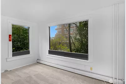 708 Warren Avenue N, Seattle, WA 98109 - Photo 5