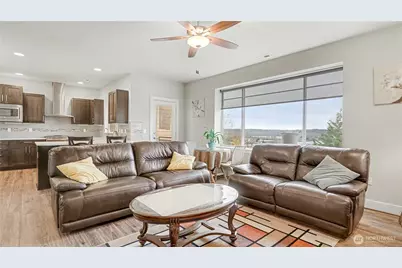 20403 93rd Place S #902, Kent, WA 98031 - Photo 7