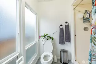 225 NE Ernst, Oak Harbor, WA 98277 - Photo 17