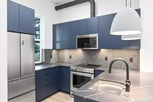 10734 Interlake Ave N, Seattle, WA 98133 - Photo 5