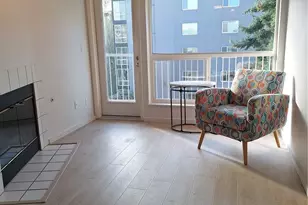 530 Melrose Ave E, Seattle, WA 98102 - Photo 15