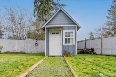 10710 Van Norhop Street SE, Yelm, WA 98597 - Photo 27