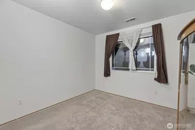 10710 Van Norhop Street SE, Yelm, WA 98597 - Photo 17