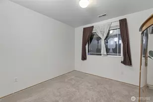 10710 Van Norhop St SE, Yelm, WA 98597 - Photo 17