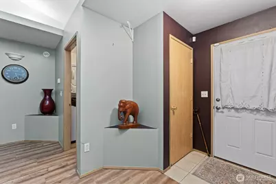 10710 Van Norhop Street SE, Yelm, WA 98597 - Photo 5