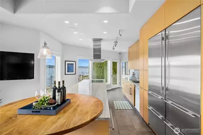 2819 E Lake Sammamish Parkway NE, Sammamish, WA 98074 - Photo 21