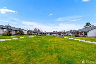 1310 Castlerock Avenue #30, Wenatchee, WA 98801 - Photo 33