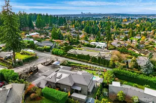 9600 NE 28th St, Clyde Hill, WA 98004 - Photo 3