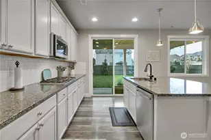 200 Fielding St NE, Orting, WA 98360 - Photo 13