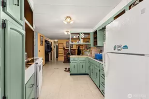 2700 Mallis Landing Rd, Raymond, WA 98577 - Photo 15