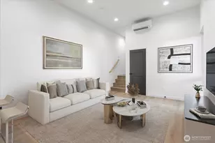 10734 Interlake Ave N, Seattle, WA 98133 - Photo 7