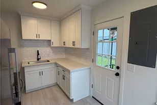 838 NW 54th St, Seattle, WA 98107 - Photo 5