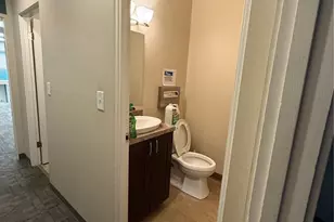 111 Harrison St W, Seattle, WA 98119 - Photo 13