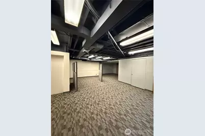 111 Harrison St W, Seattle, WA 98119 - Photo 23