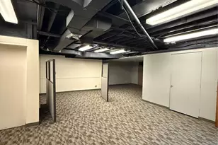 111 Harrison St W, Seattle, WA 98119 - Photo 23