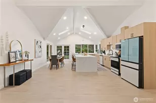 12544 SE 16th St, Bellevue, WA 98005 - Photo 5