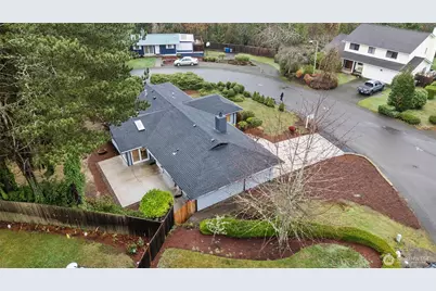 12544 SE 16th Street, Bellevue, WA 98005 - Photo 35