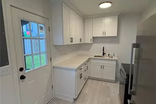 840 NW 54th St, Seattle, WA 98107 - Photo 9