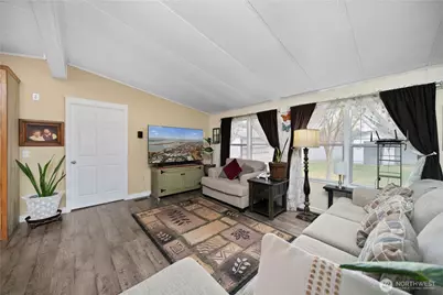 2240 W Broadway Avenue #129, Moses Lake, WA 98837 - Photo 13